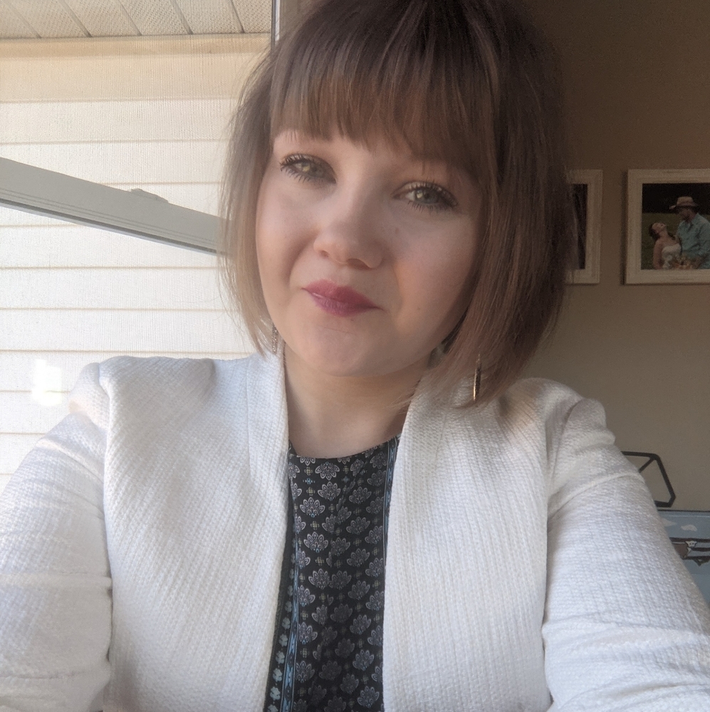 Meet your Posher, Rebecca